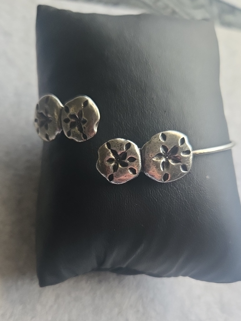 Beachy Silver Sand Dollar Open Bangle Bracelet - Women Jewelry 9"
